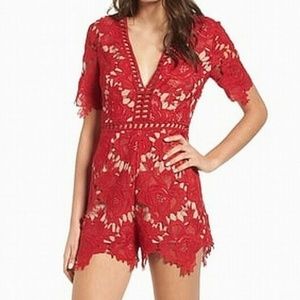 ASTR Red Nude Floral Lace Women's Romper Size: M